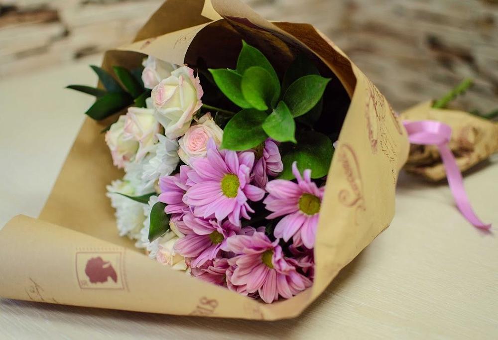 Букет цветов из: Розы и Хризантемы в Мещерино