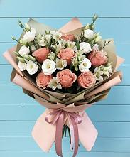 Букет цветов из:  Розы, Альстромерии и Лизиантусы в Мещерино