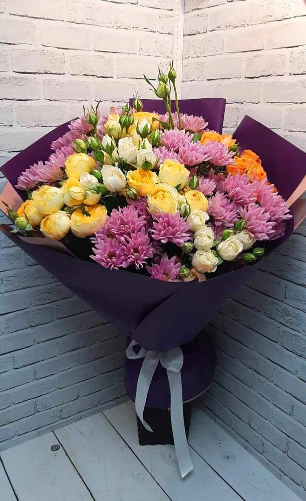 Букет цветов из: Хризантемы и Розы в Мещерино