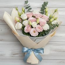 Букет цветов из:  Лизиантусы в Мещерино