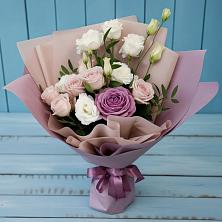 Букет цветов из:  Розы и Лизиантусы в Мещерино
