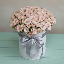 Цветочная композиция из Розы в шляпной коробке в Мещерино