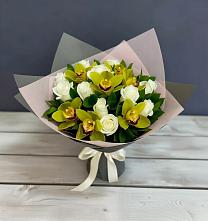 Букет цветов из:  Орхидеи и Розы в Мещерино