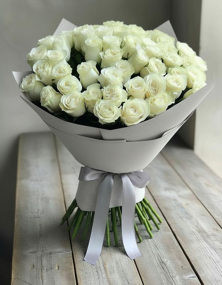 Букет 35 Белых роз в Мещерино
