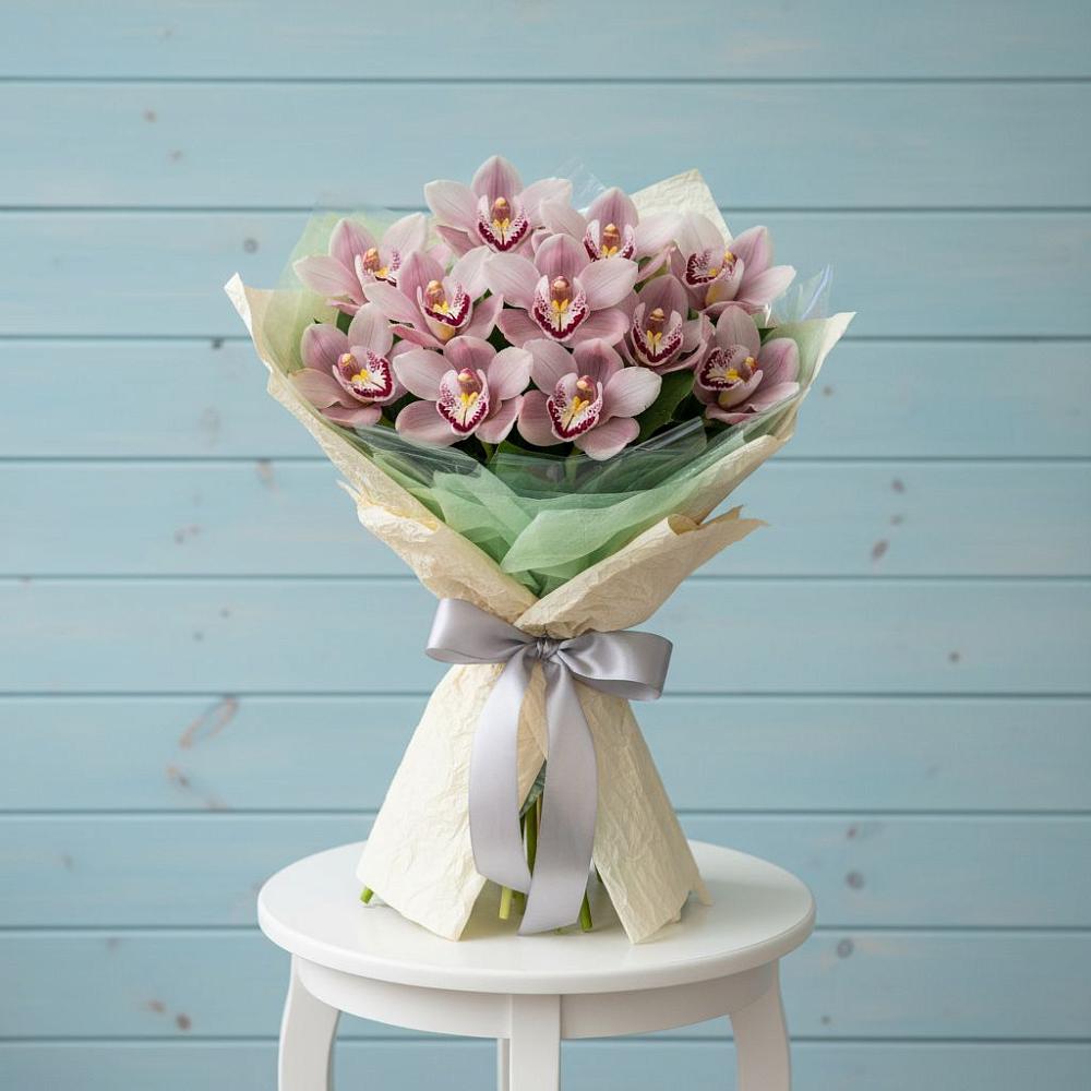 Букет цветов из: Орхидеи и Розы в Мещерино