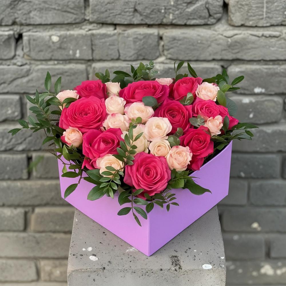 Цветочная композиция из Розы в коробке в Мещерино