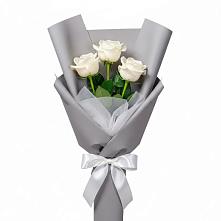 Букет 3 белые розы в Мещерино