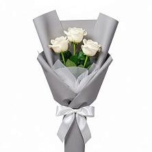 Букет 3 белые розы в Мещерино