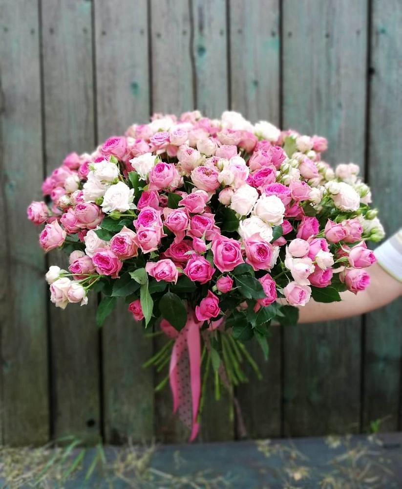 Букет Розовые кустовые розы Натали и Лав Лидия в Мещерино