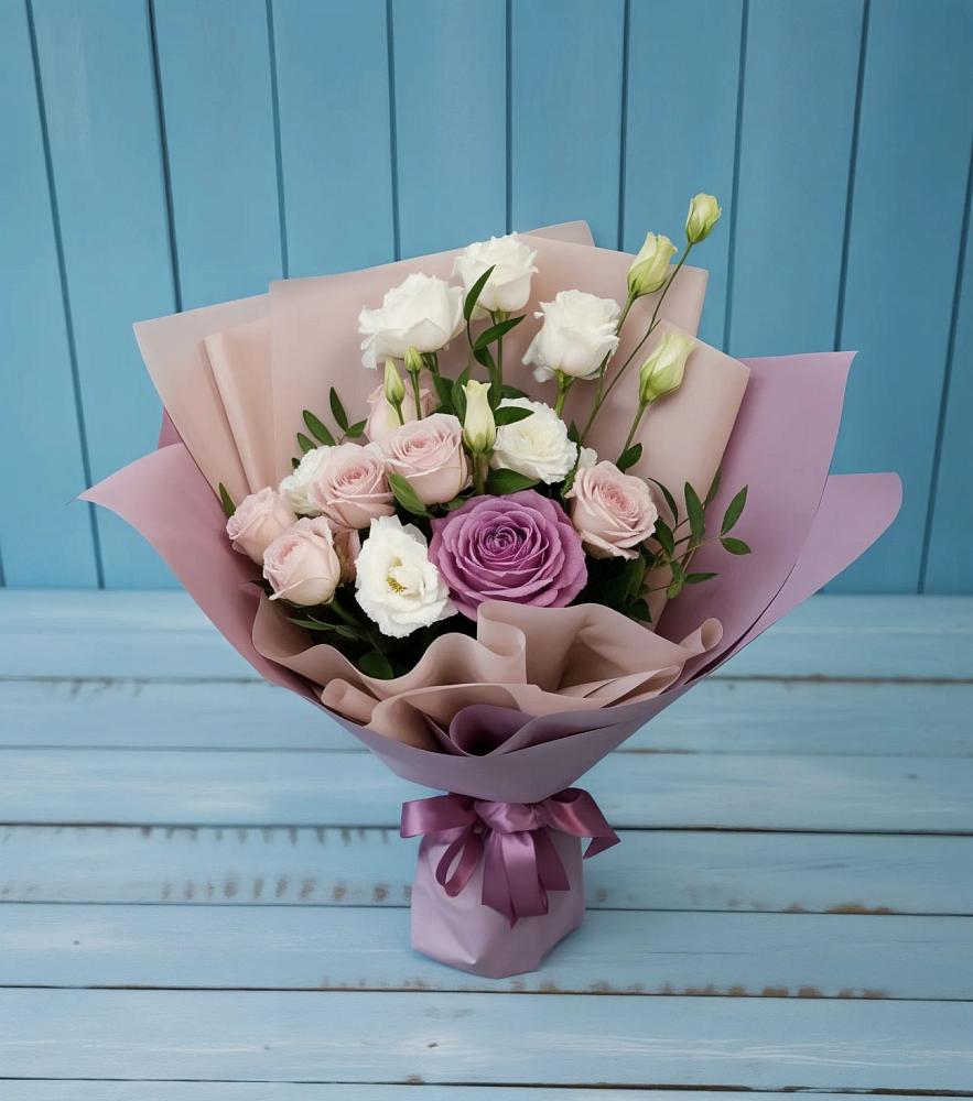 Букет цветов из: Розы и Лизиантусы в Мещерино