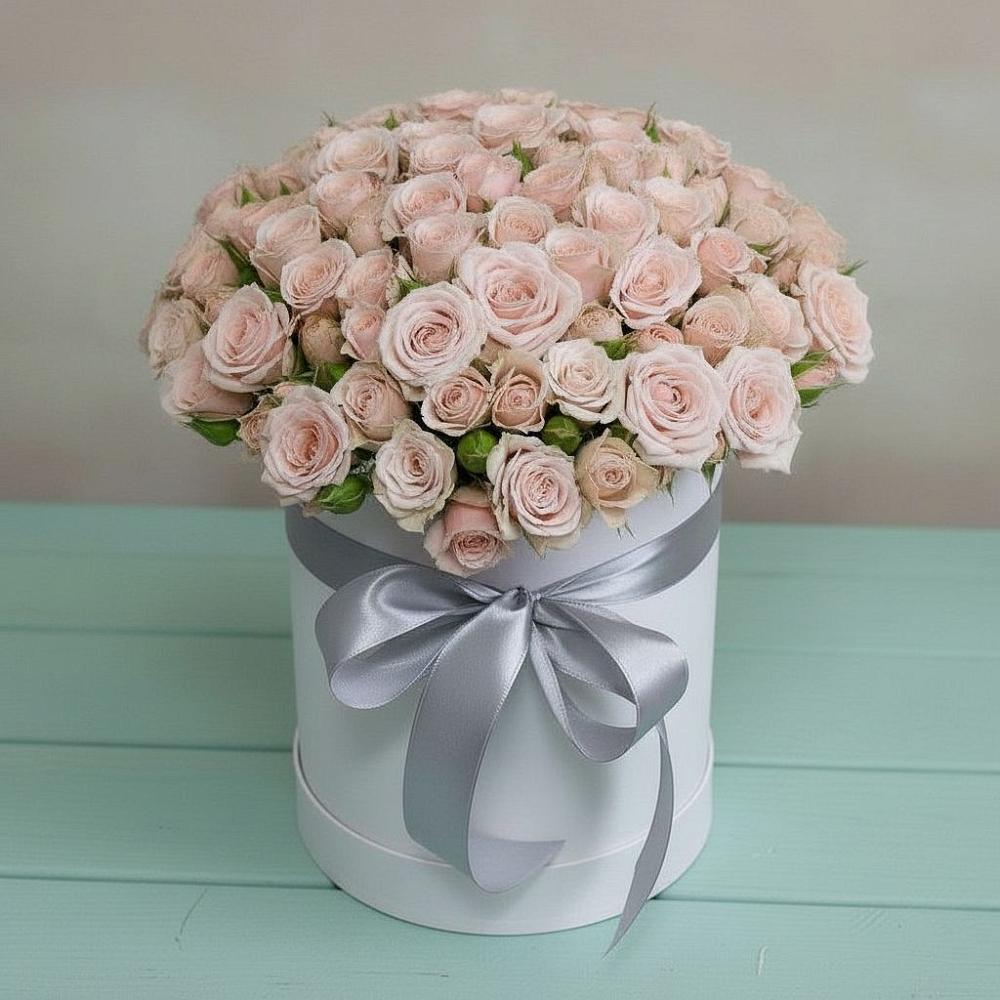 Цветочная композиция из Розы в шляпной коробке в Мещерино